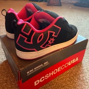 Dc shoes